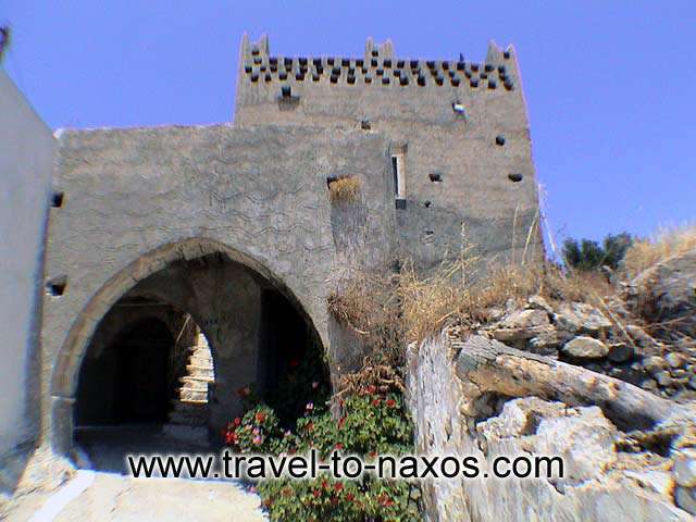 AGIOS ARSENIOS - Small castle in Agios Arsenios.
